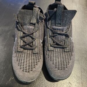 Boys Nike Black Air Vapormax 2021 FK (GS) Size 6Y